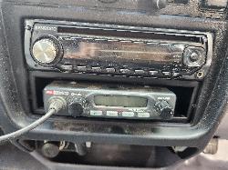 View Toyota Hilux 2000