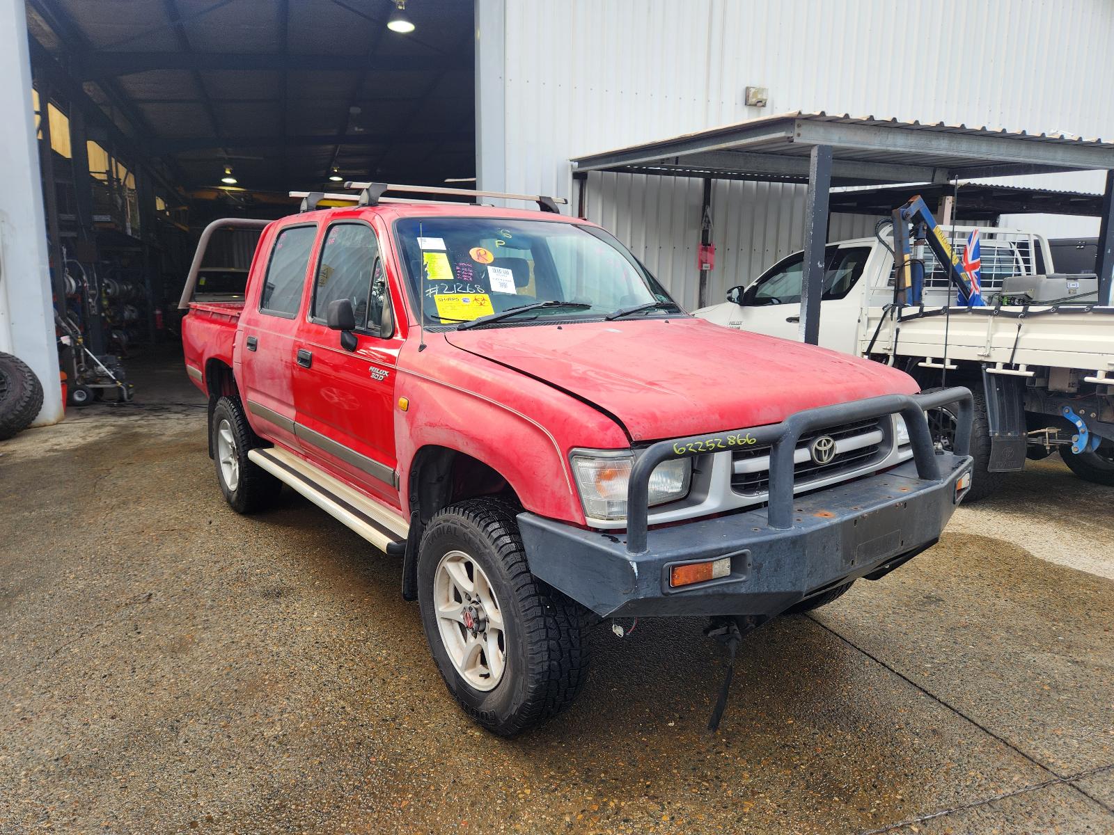 Toyota Hilux 2000 View Toyota Hilux 2000
