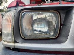 View Toyota Hilux 2000