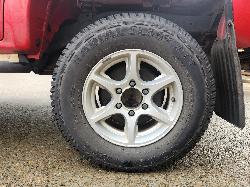 View Toyota Hilux 2000