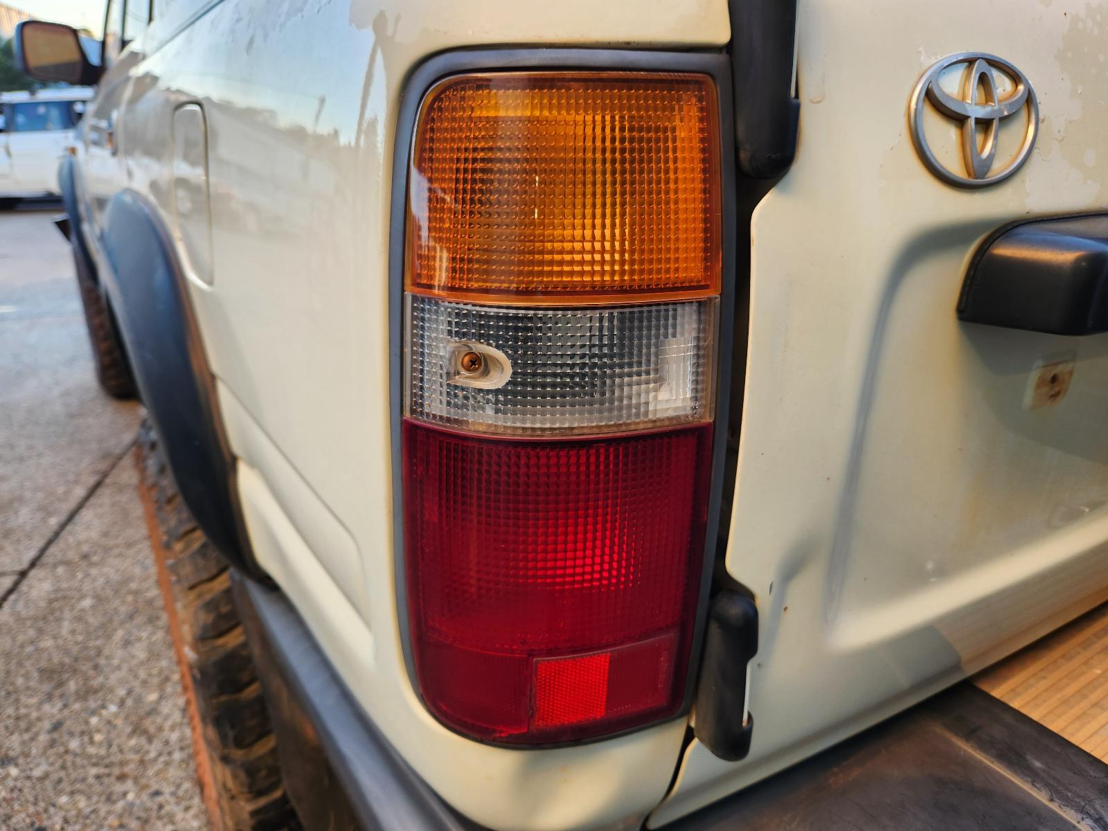Toyota Landcruiser 1997 4 Door Station Wagon View Toyota Landcruiser 1997 4 Door Station Wagon