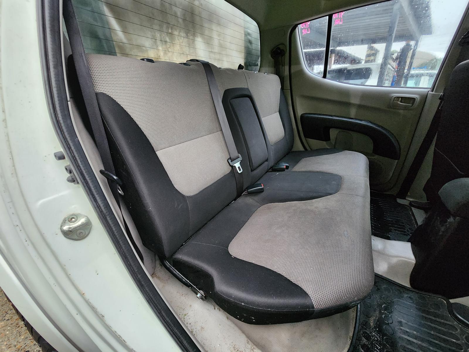 View Mitsubishi Triton 2014  