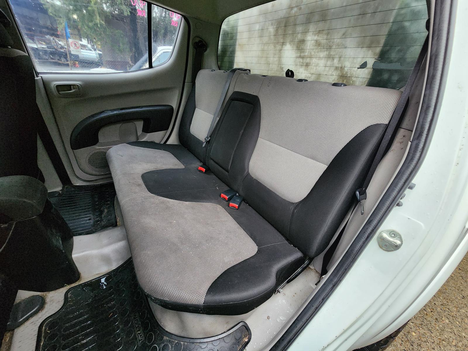 View Mitsubishi Triton 2014  
