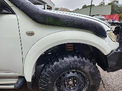 View Mitsubishi Triton 2014  