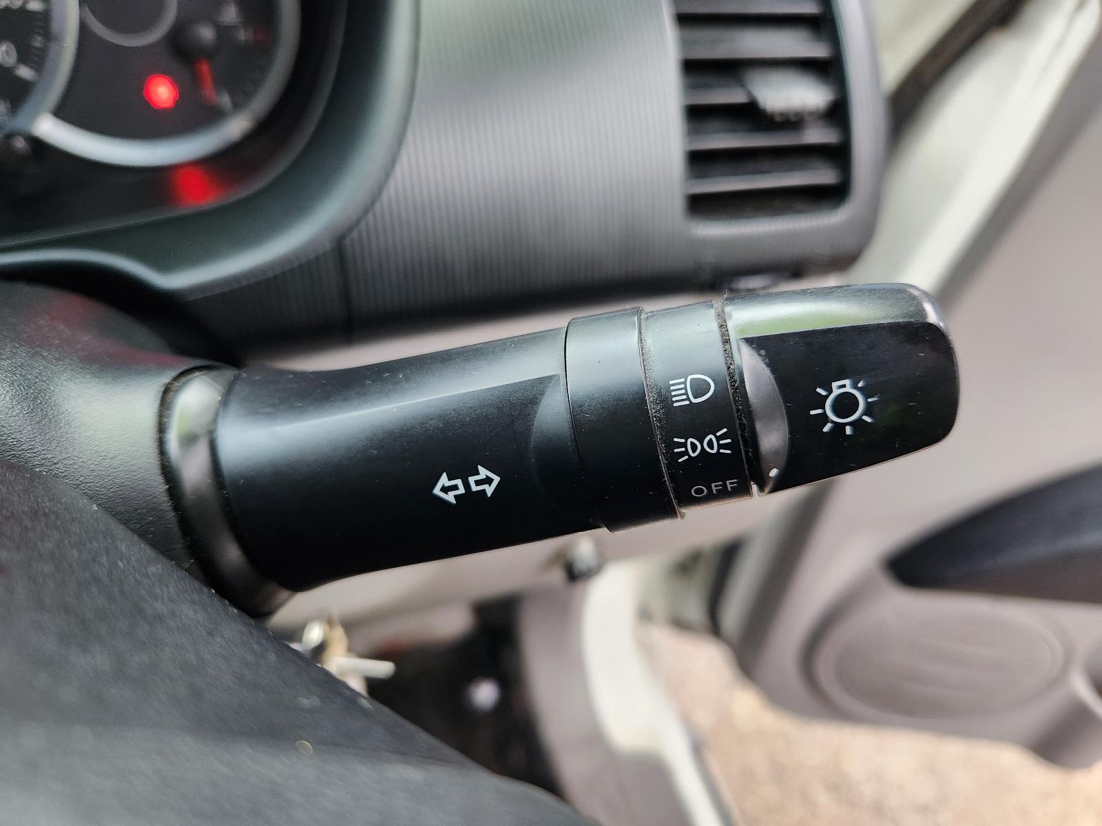 View Mitsubishi Triton 2014  