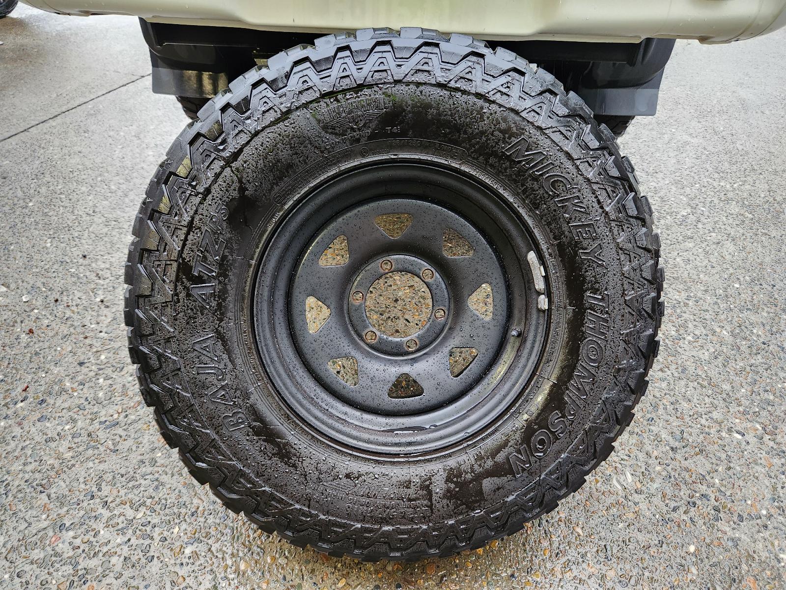 View Mitsubishi Triton 2014  