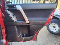View Toyota Prado 2017