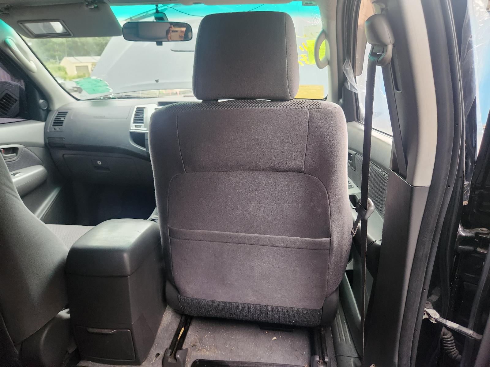 View Toyota Hilux 2013 4 Door Utility