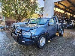 View Auto part Engine Isuzu Dmax 2013