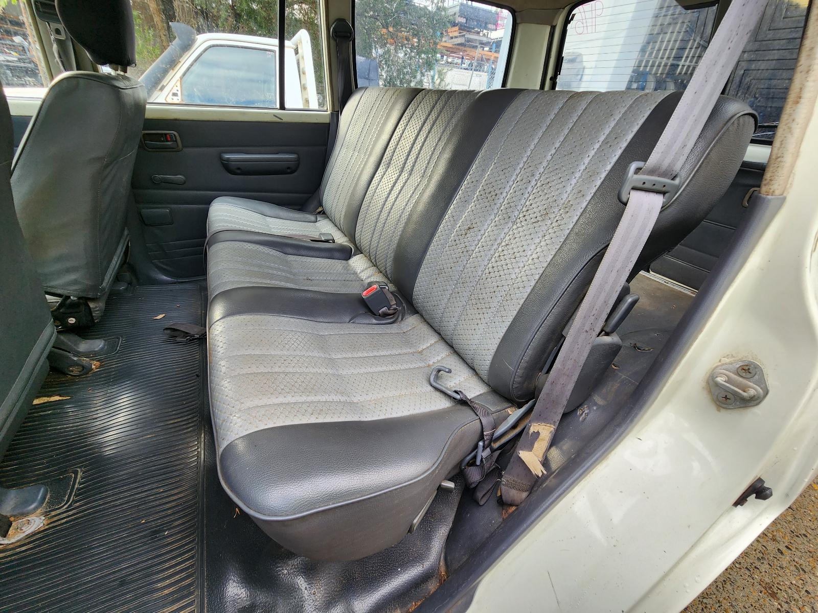 Toyota Landcruiser 1996 View Toyota Landcruiser 1996