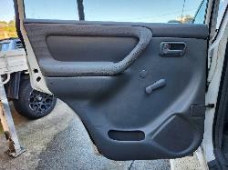 View Toyota Landcruiser 2002 4 Door Station Wagon
