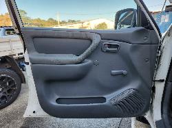 View Toyota Landcruiser 2002 4 Door Station Wagon