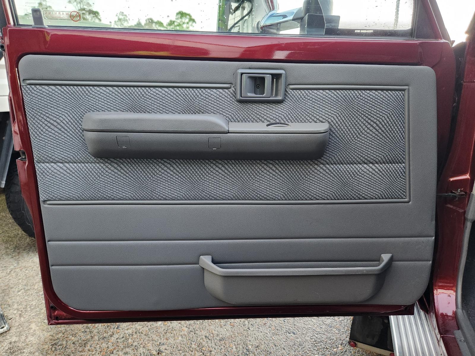 Toyota Landcruiser 2010 2 Door Pickup View Toyota Landcruiser 2010 2 Door Pickup