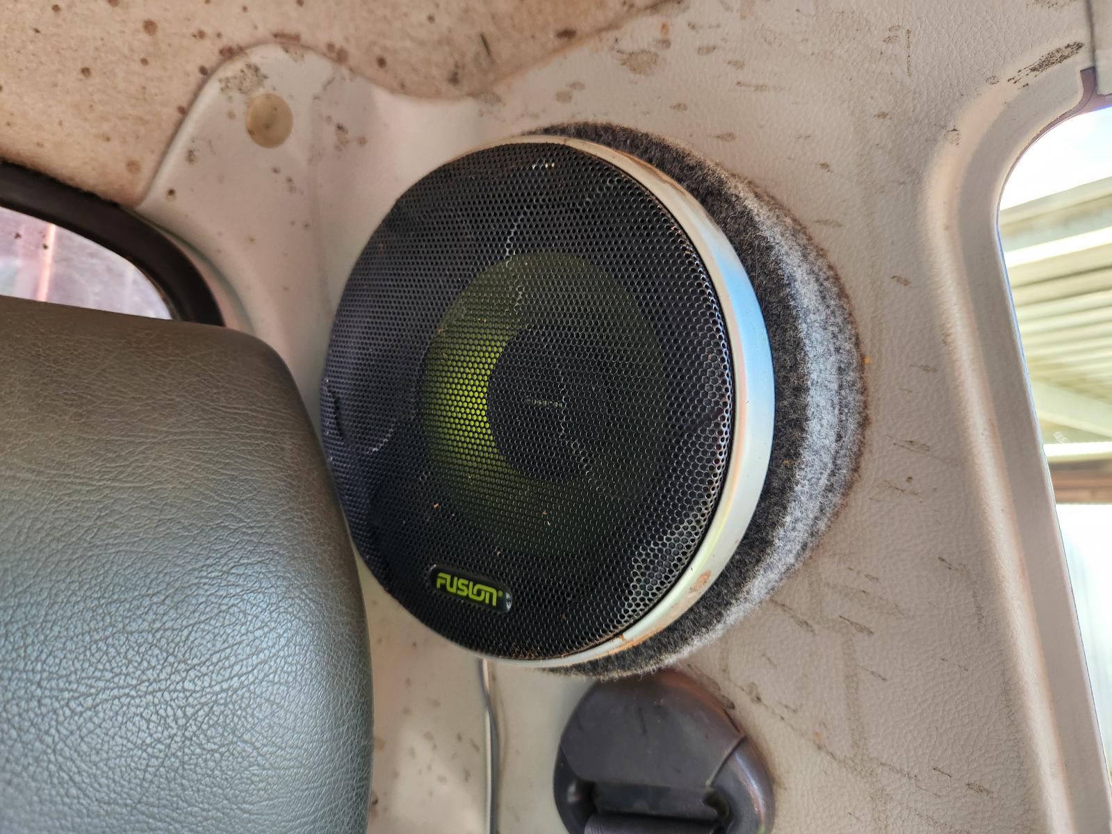 View Toyota Landcruiser 2001 2 Door Pickup