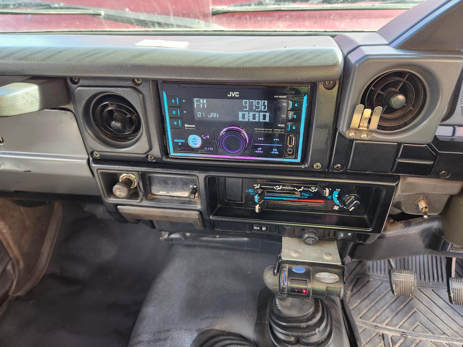 View Toyota Landcruiser 2001 2 Door Pickup