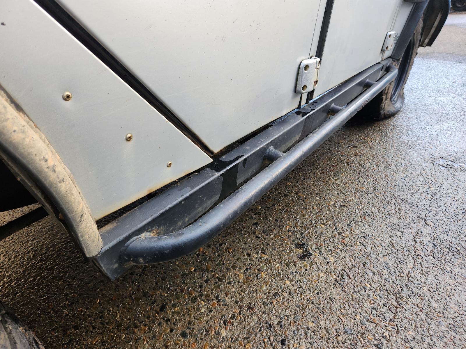 View Land Rover Defender 2003 4 Door Station Wagon