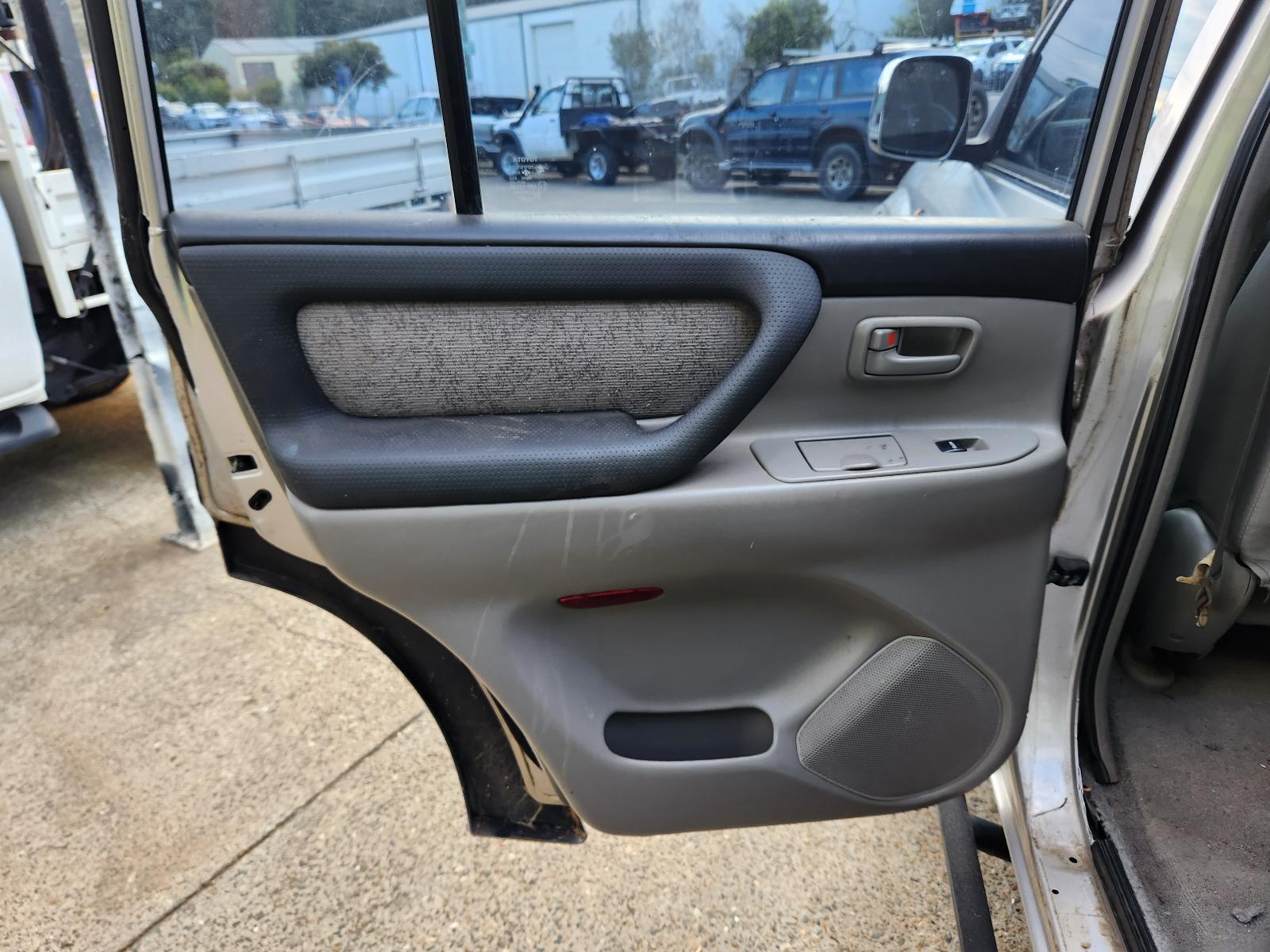 View Toyota Landcruiser 2003 4 Door Station Wagon