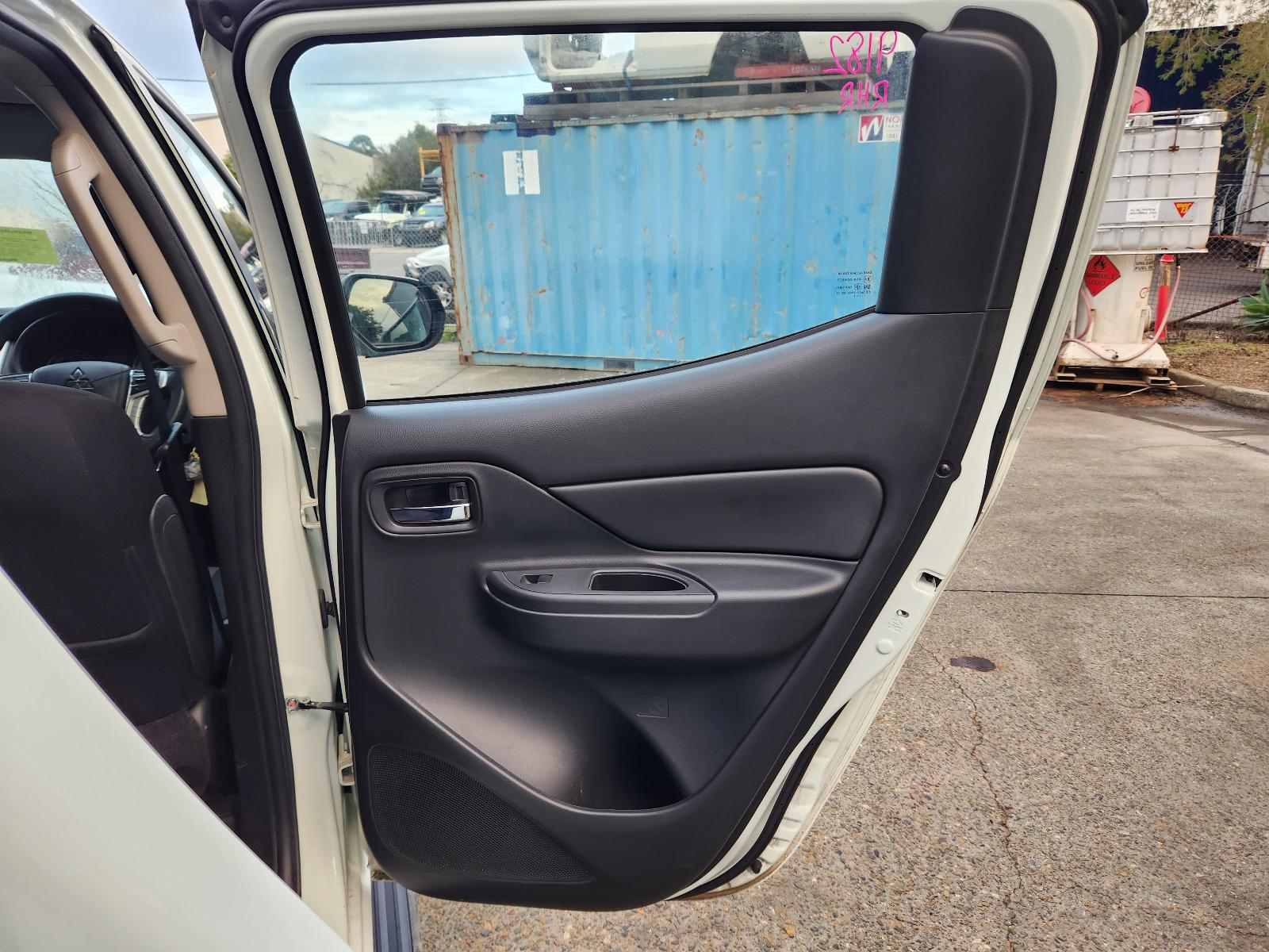 View Mitsubishi Triton 2021 4 Door Utility