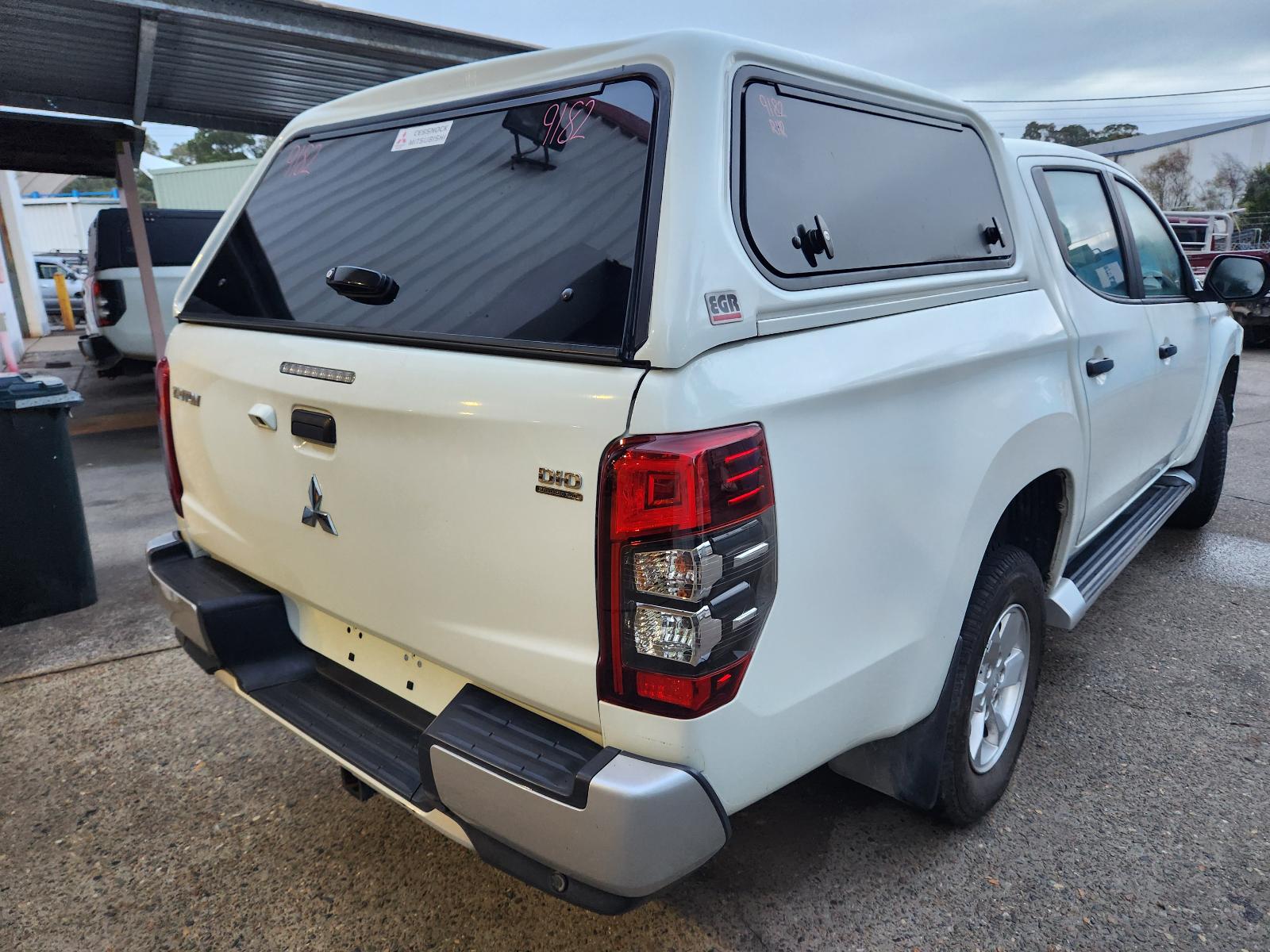 View Mitsubishi Triton 2021 4 Door Utility