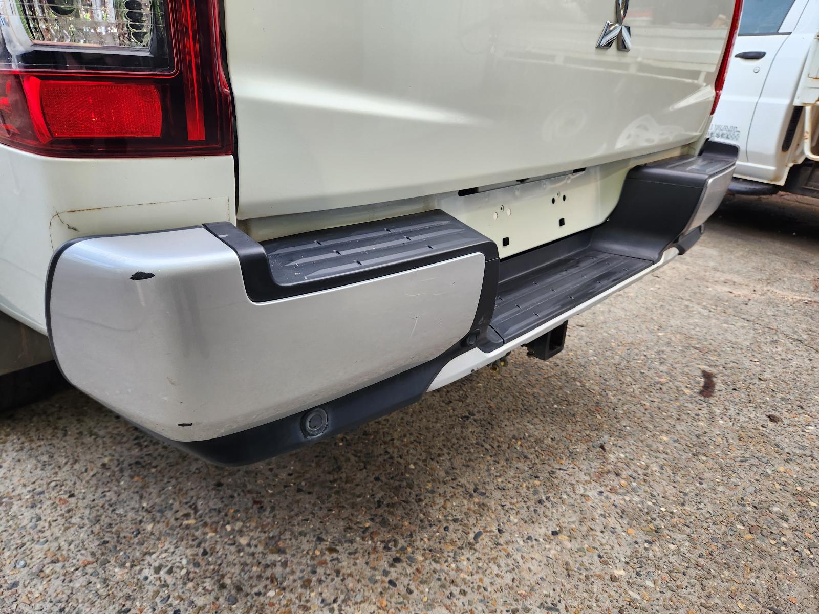 View Mitsubishi Triton 2021 4 Door Utility