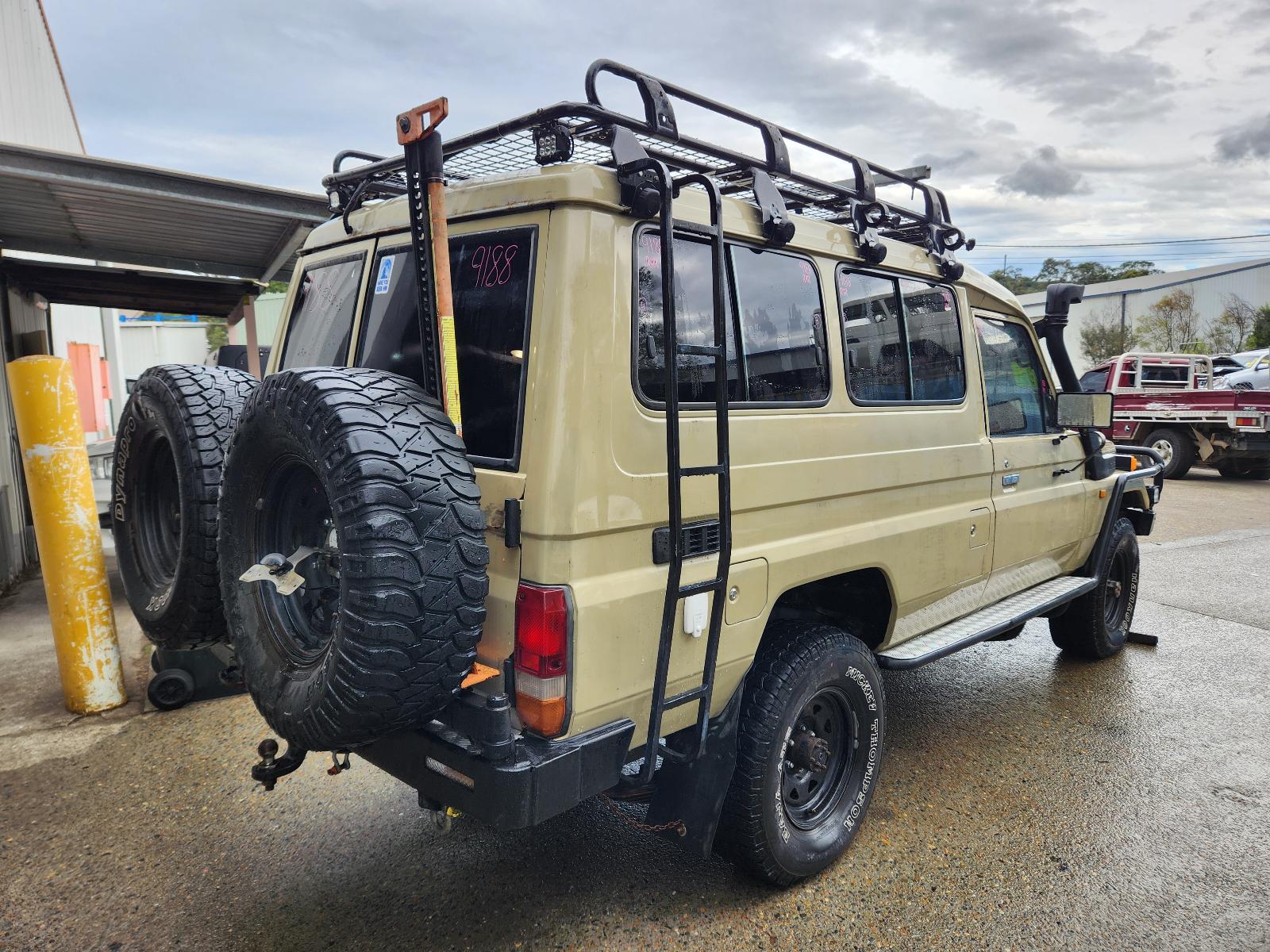 View Toyota Landcruiser 1996 2 Door Station Wagon