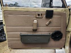 View Toyota Landcruiser 1996 2 Door Station Wagon