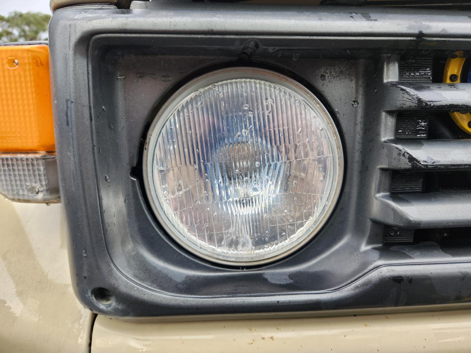 View Toyota Landcruiser 1996 2 Door Station Wagon
