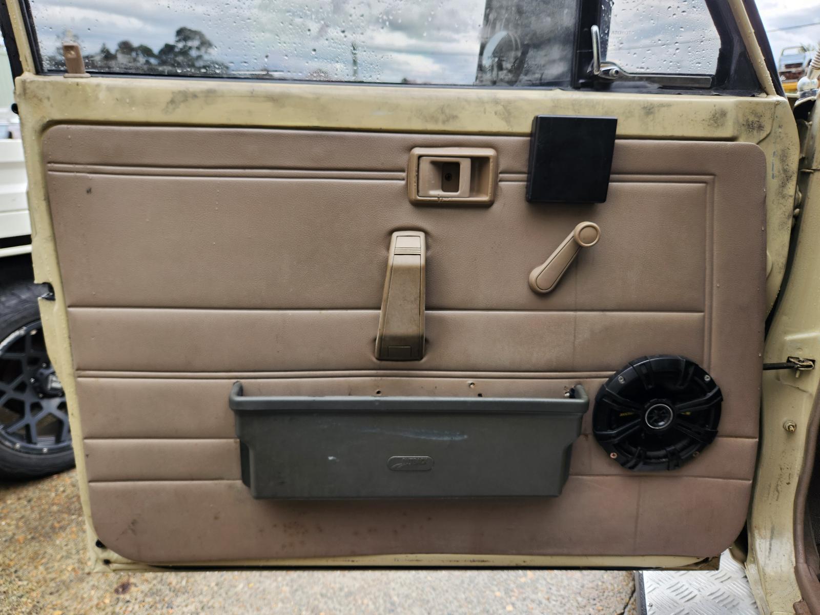 View Toyota Landcruiser 1996 2 Door Station Wagon