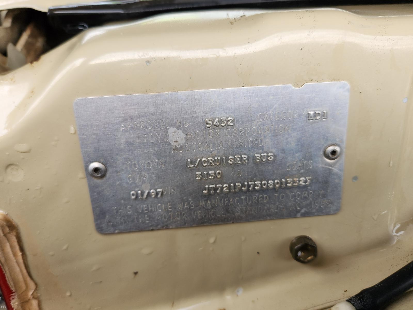 View Toyota Landcruiser 1996 2 Door Station Wagon