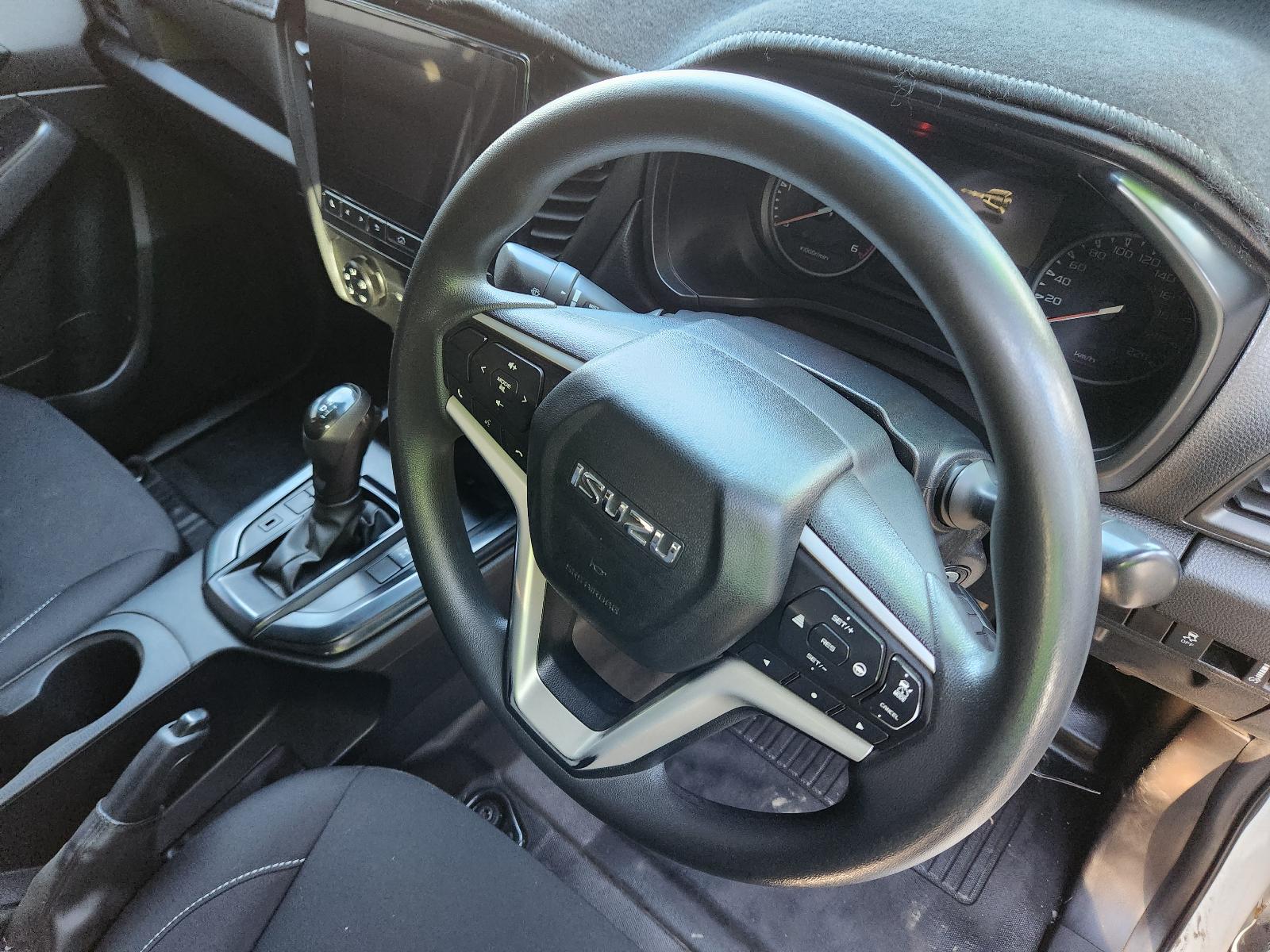 Isuzu Dmax 2022 4 Door Utility View Isuzu Dmax 2022 4 Door Utility