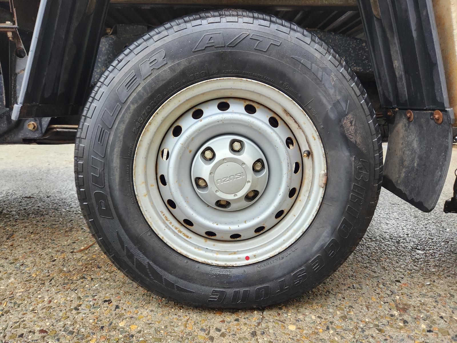 View Isuzu Dmax 2012 4 Door Utility