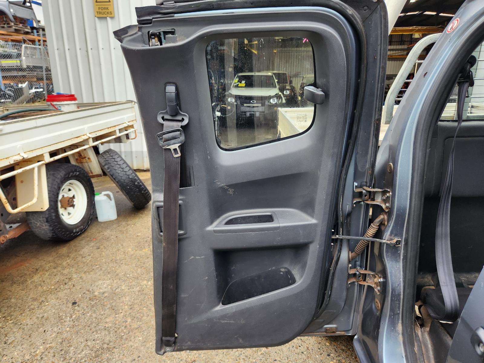 View Isuzu Dmax 2012 4 Door Utility