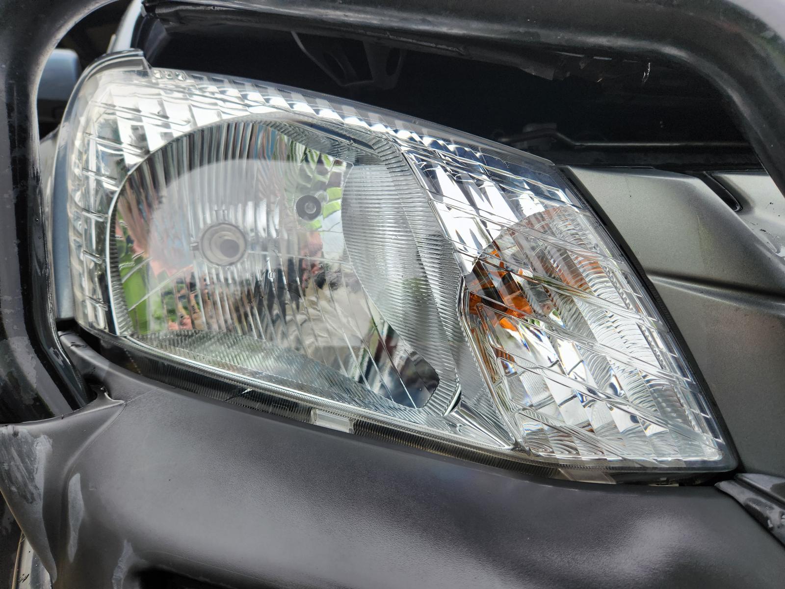 View Isuzu Dmax 2012 4 Door Utility