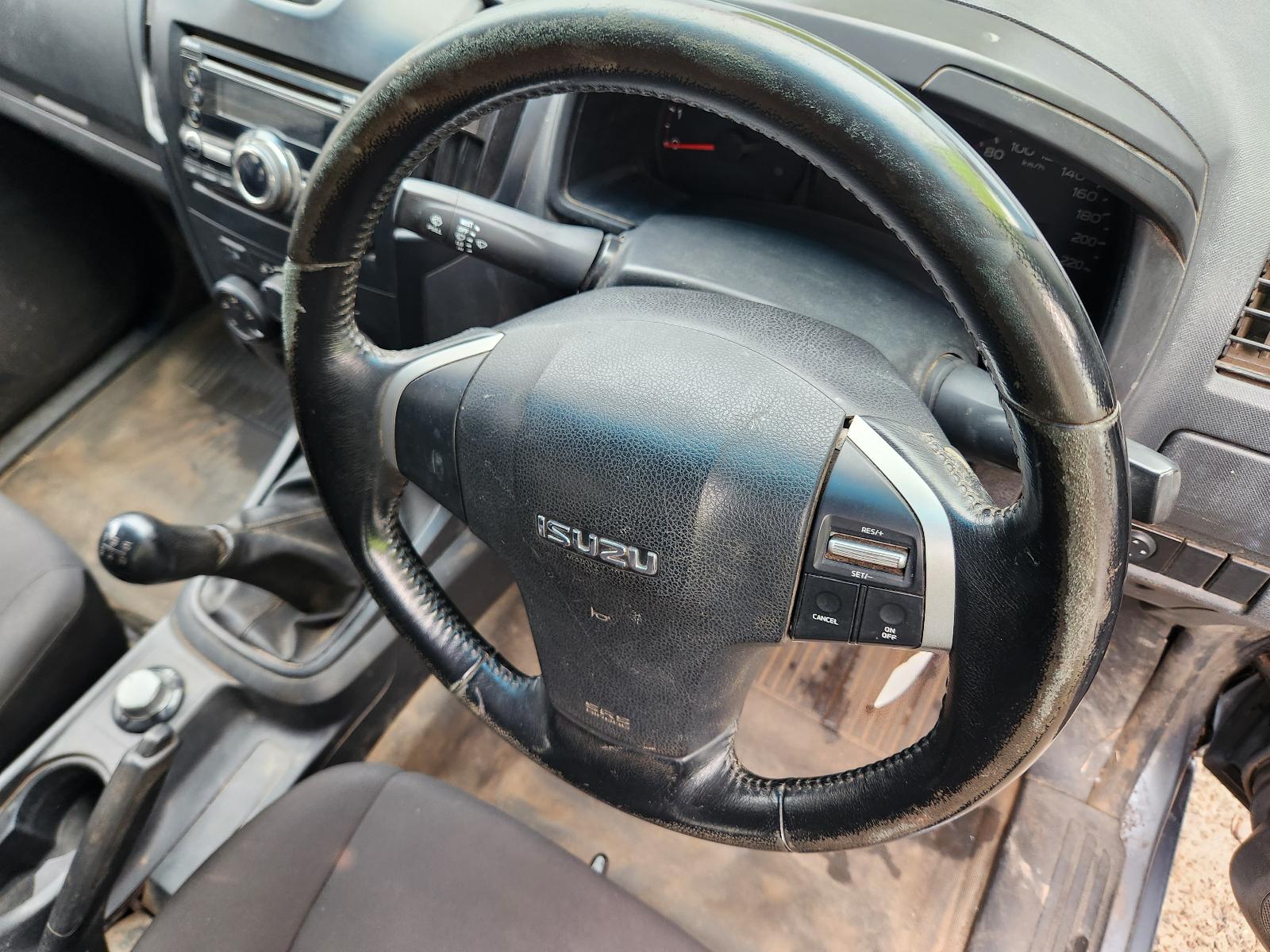 View Isuzu Dmax 2012 4 Door Utility