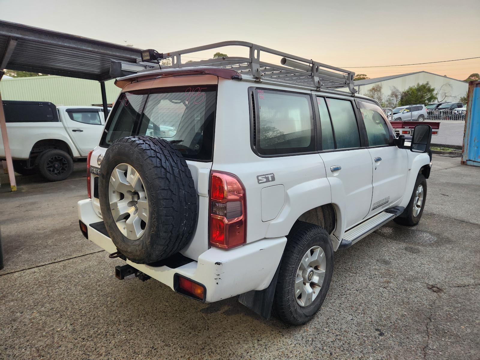 View Nissan Patrol 2011 4 Door Station Wagon