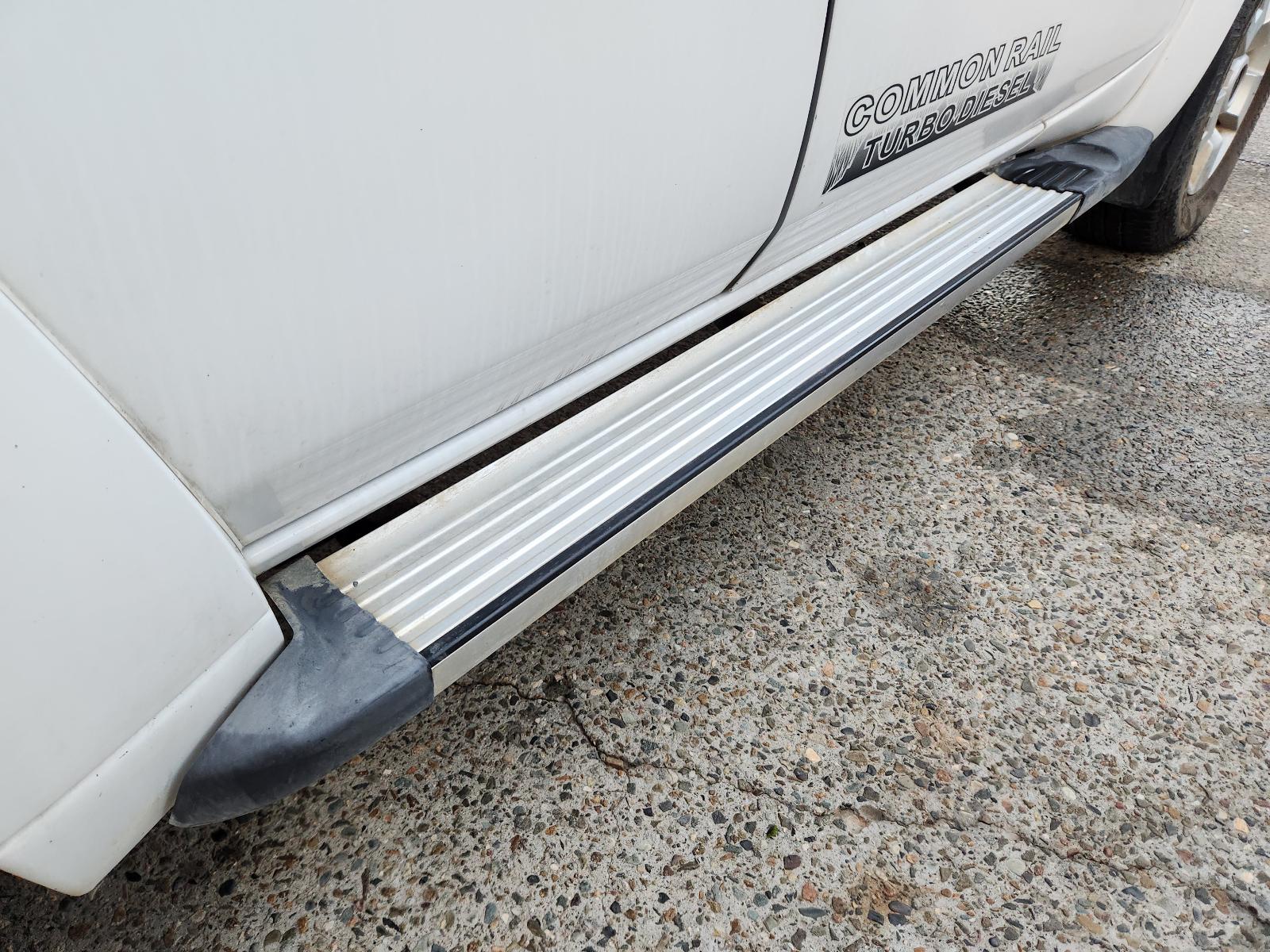 View Nissan Patrol 2011 4 Door Station Wagon