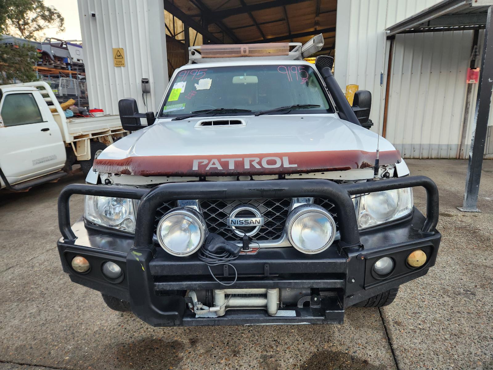 View Nissan Patrol 2011 4 Door Station Wagon
