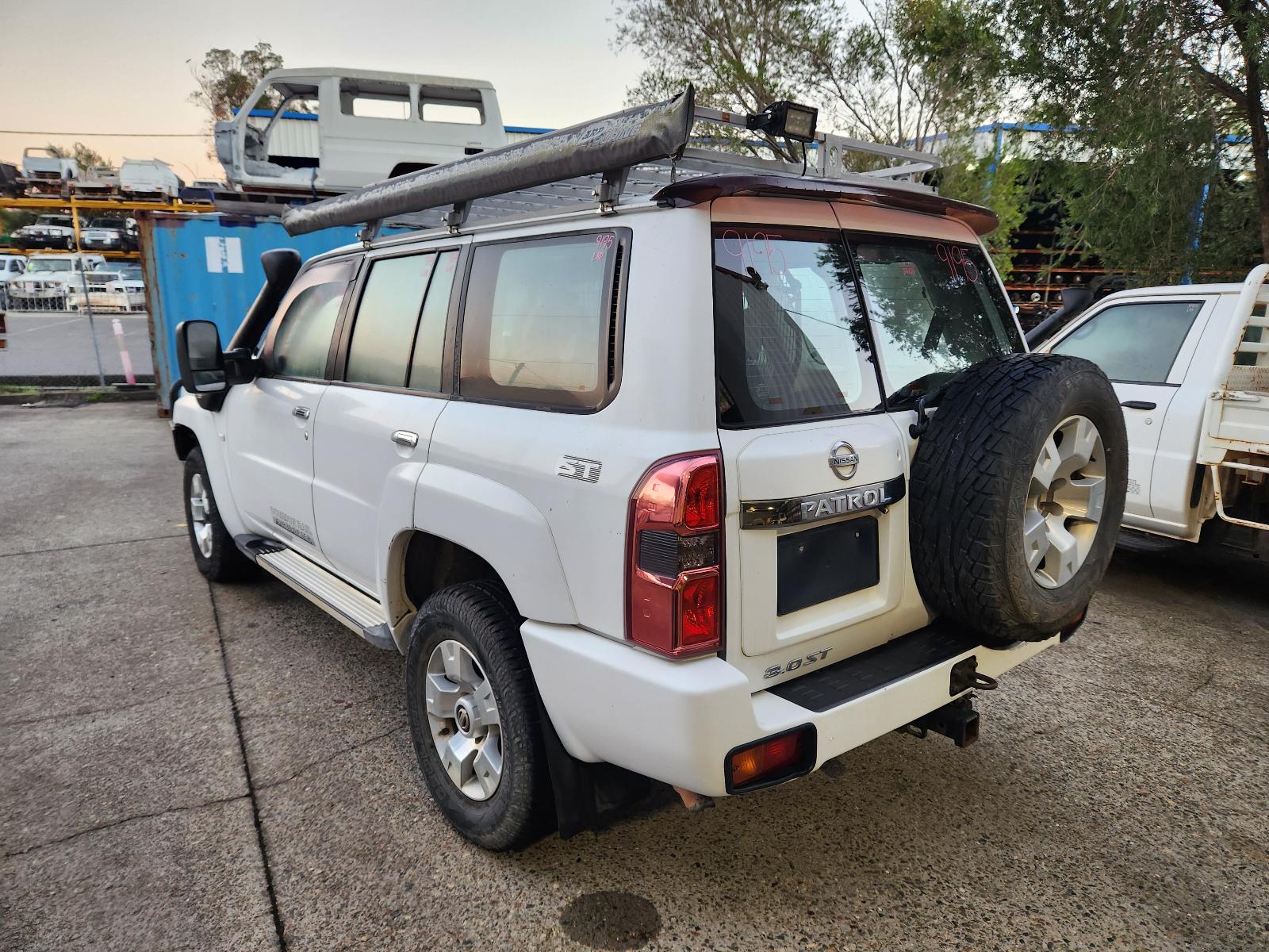 View Nissan Patrol 2011 4 Door Station Wagon