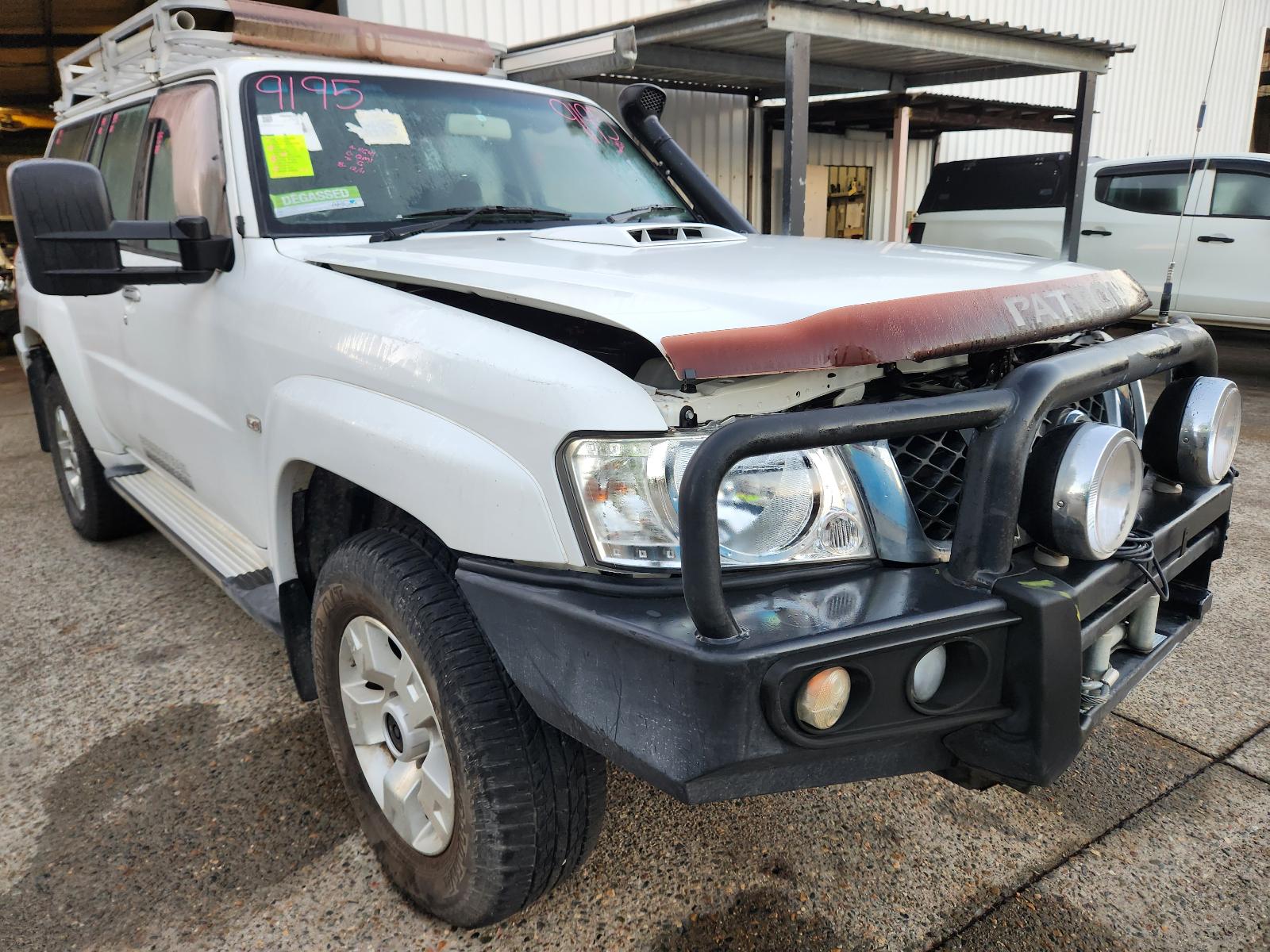 View Nissan Patrol 2011 4 Door Station Wagon