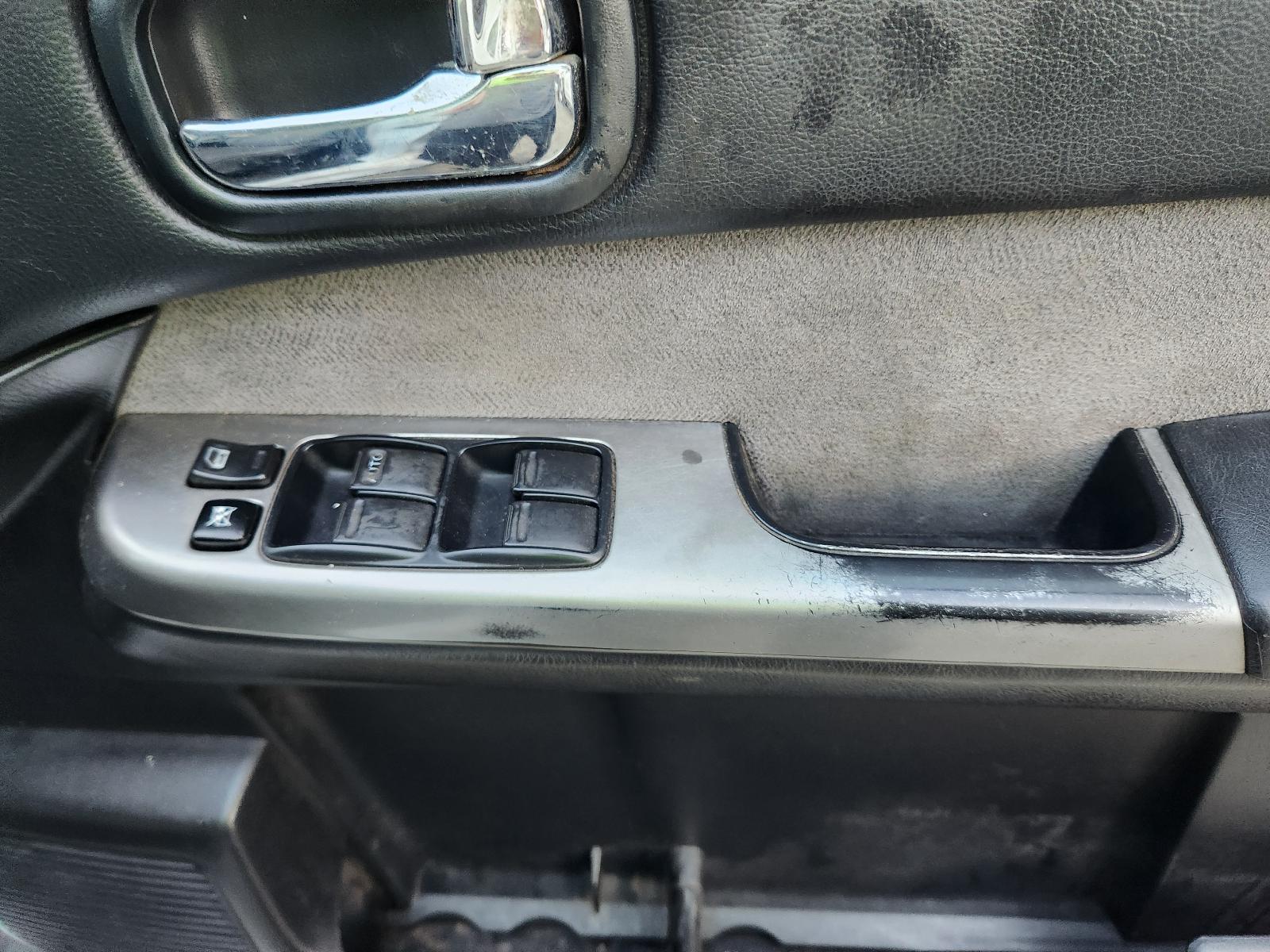 View Nissan Patrol 2011 4 Door Station Wagon