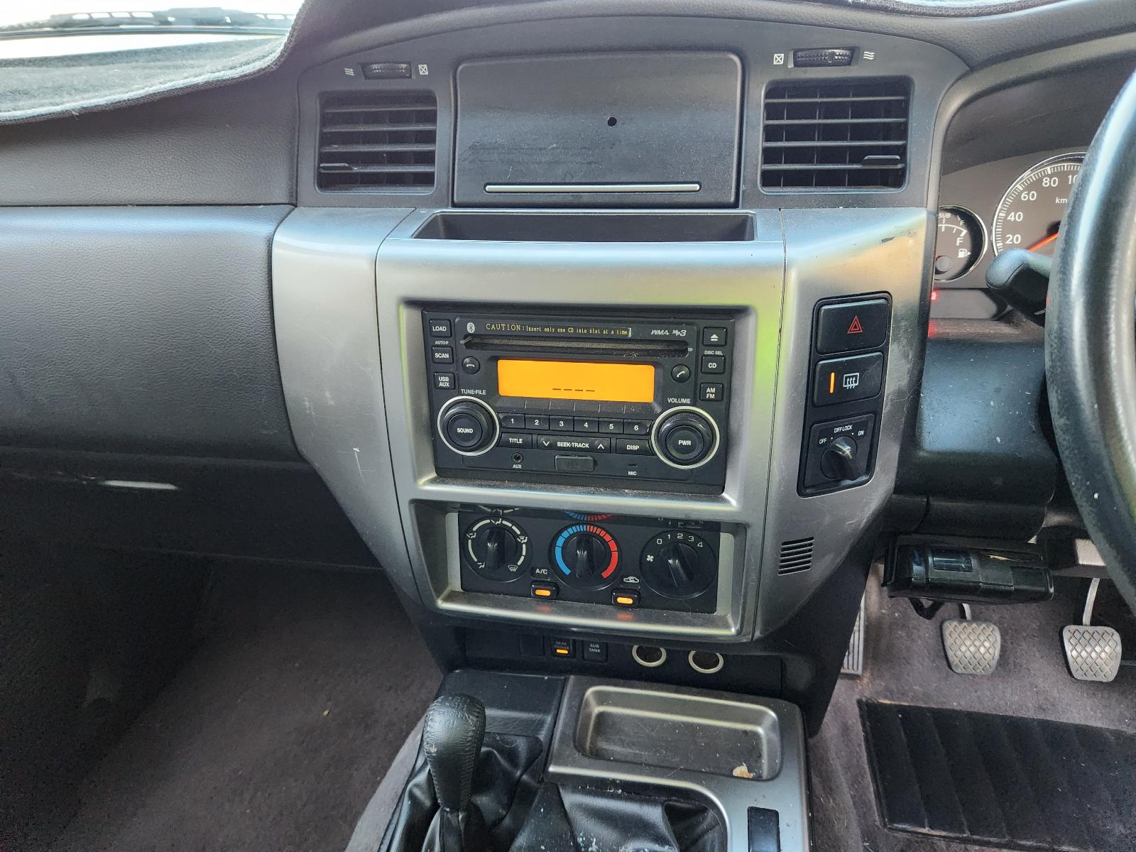View Nissan Patrol 2011 4 Door Station Wagon