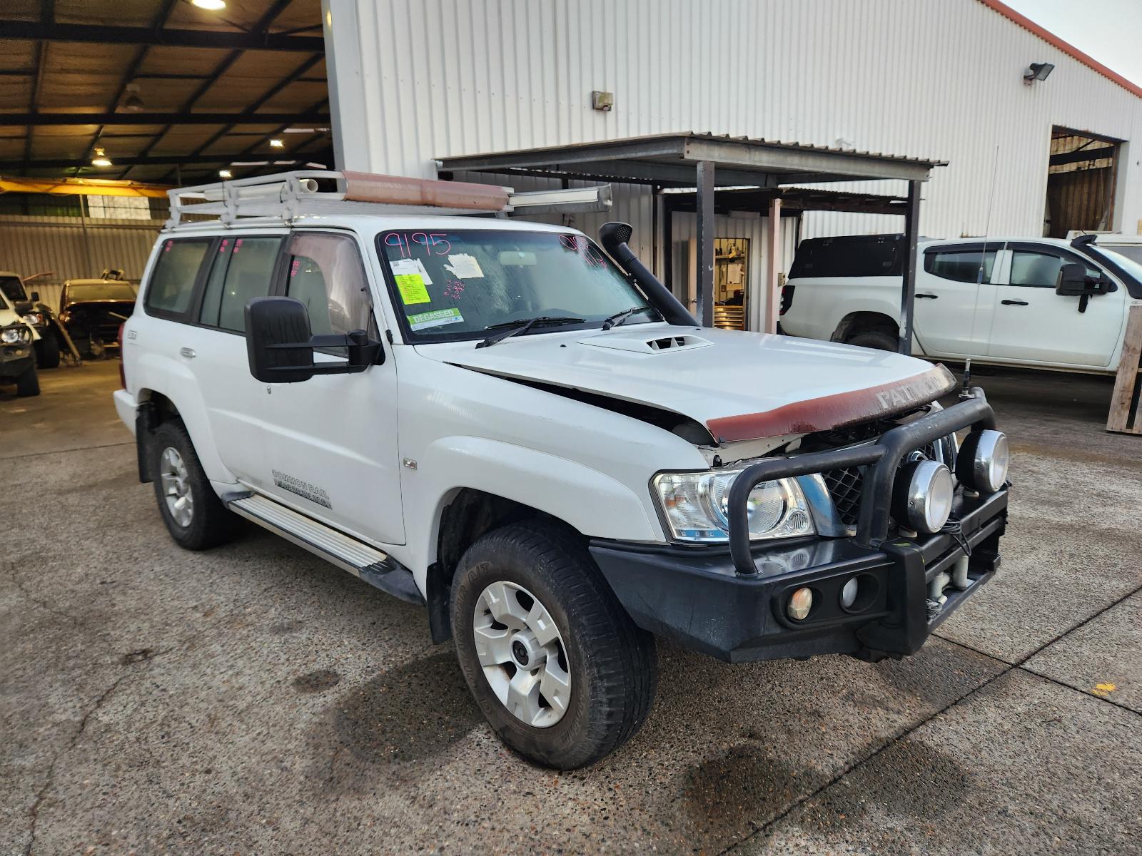 View Nissan Patrol 2011 4 Door Station Wagon