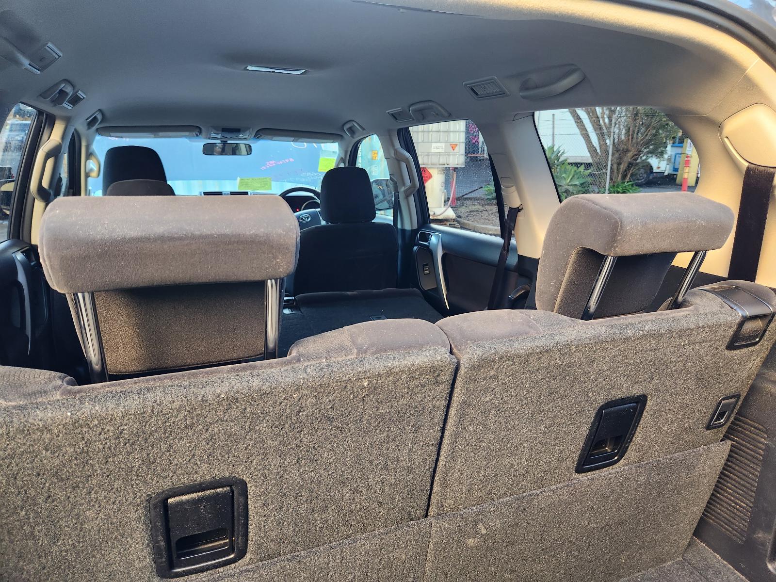 View Toyota Prado 2015 4 Door Station Wagon