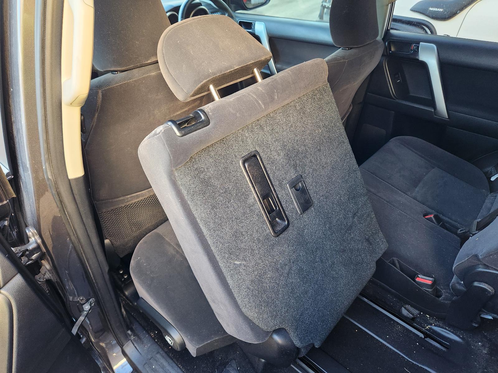 View Toyota Prado 2015 4 Door Station Wagon
