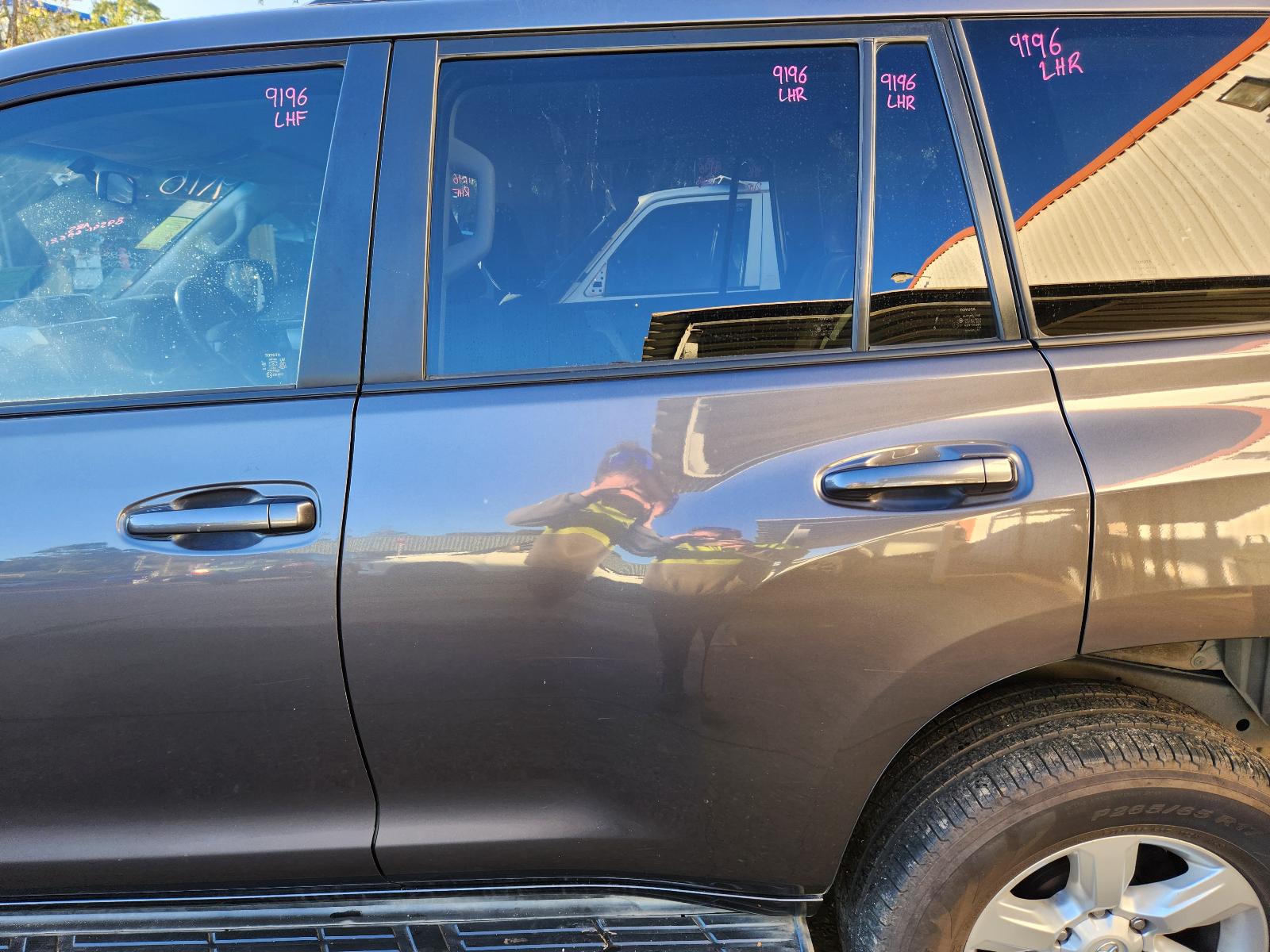 View Toyota Prado 2015 4 Door Station Wagon