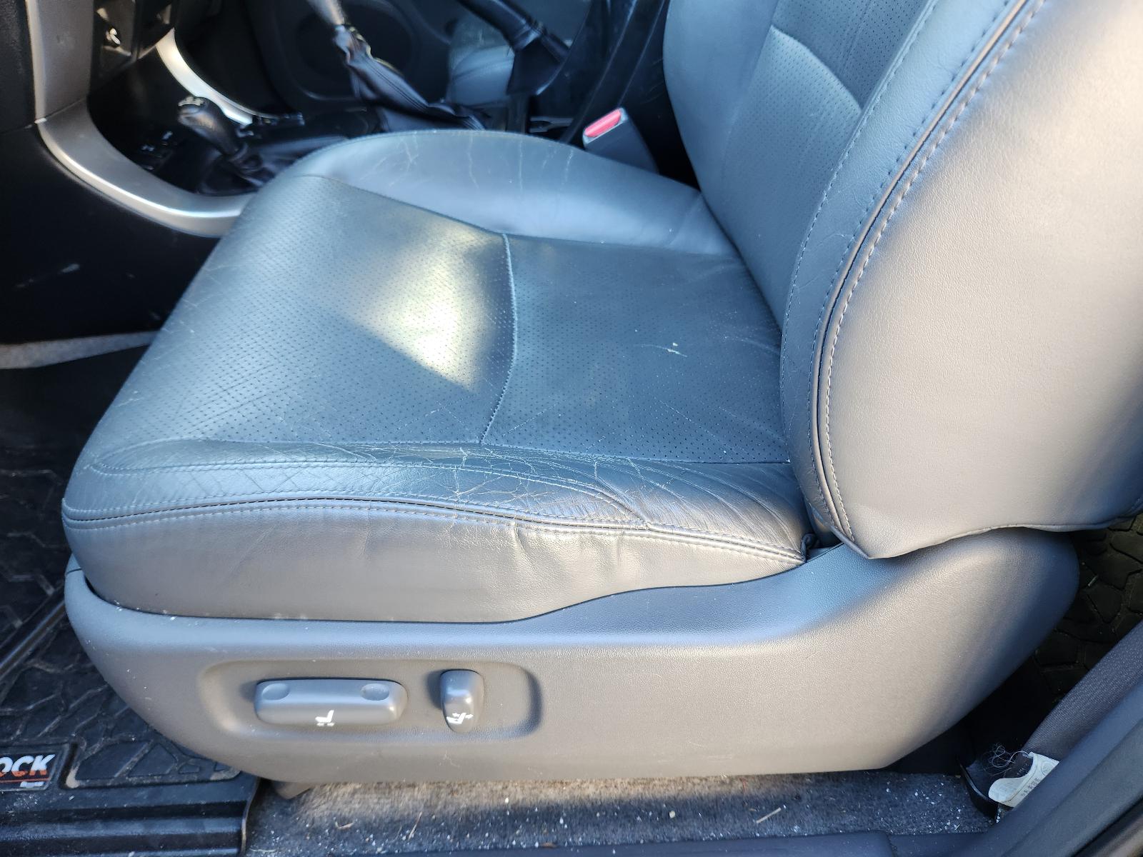 View Toyota Prado 2003 4 Door Station Wagon