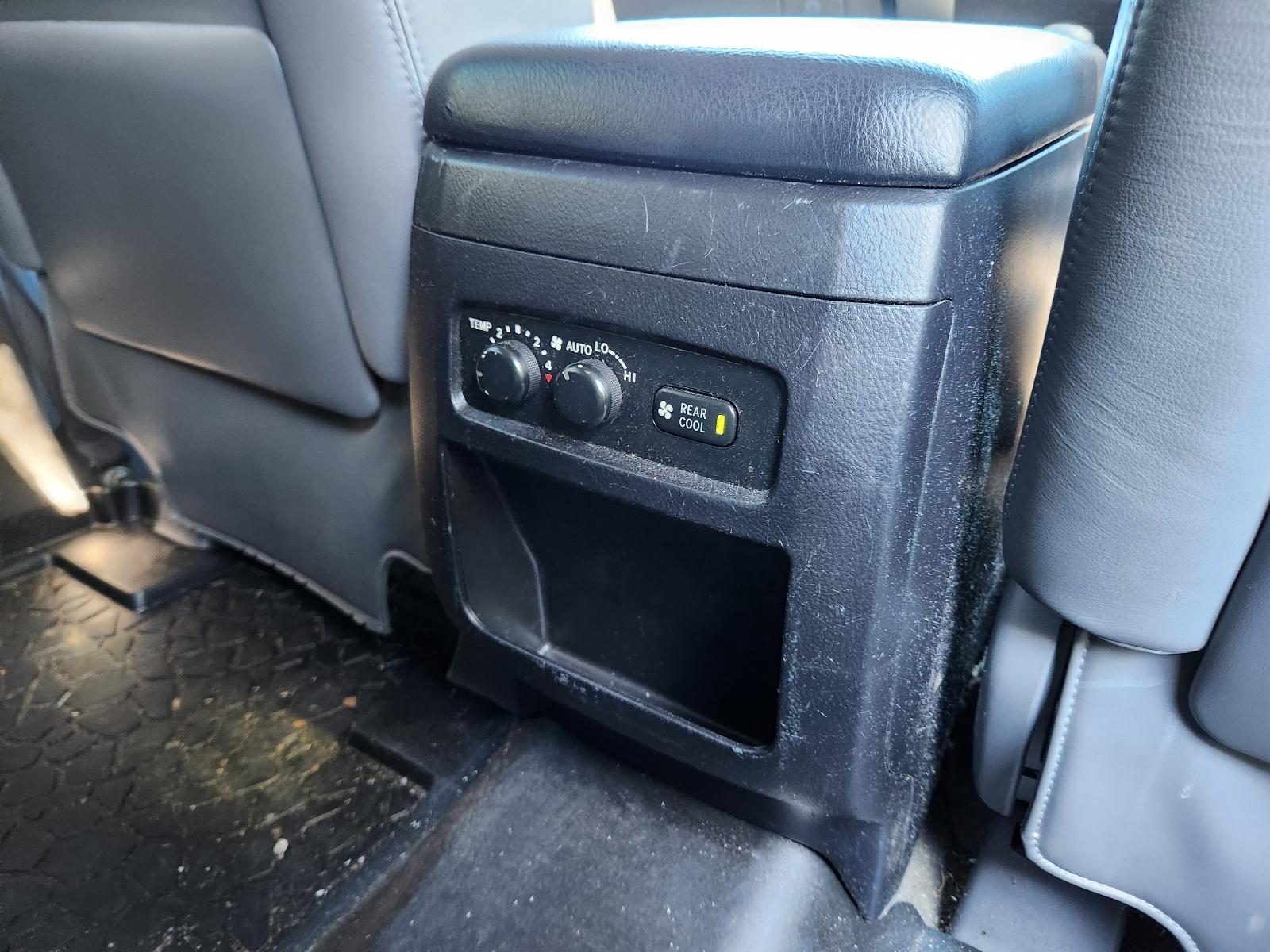 View Toyota Prado 2003 4 Door Station Wagon