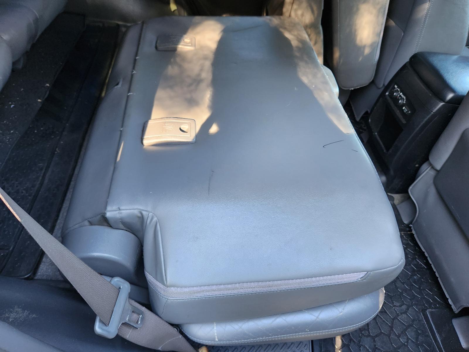 View Toyota Prado 2003 4 Door Station Wagon