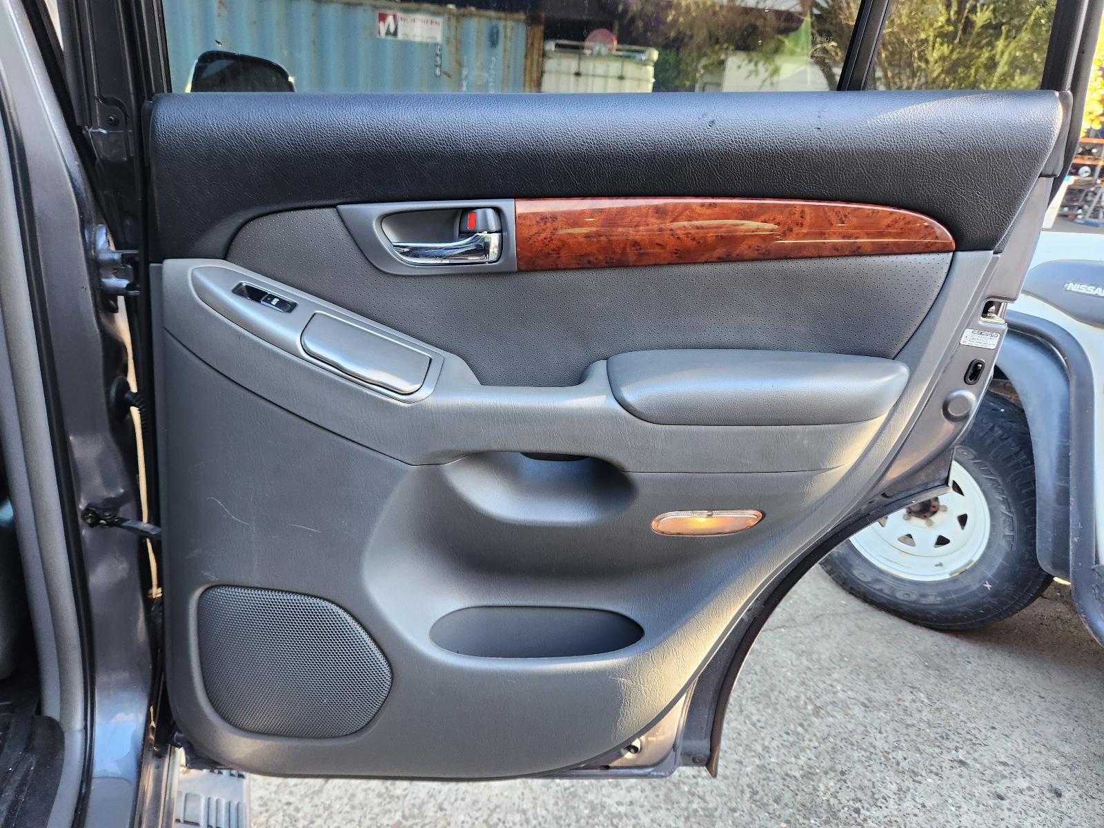 View Toyota Prado 2003 4 Door Station Wagon