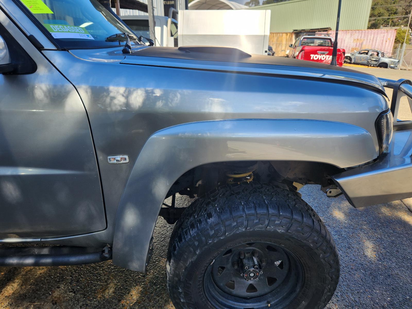 View Nissan Patrol 2005 4 Door Station Wagon